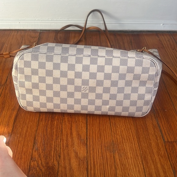 Louis Vuitton Damier Azur Neverfull - Picture 11 of 16